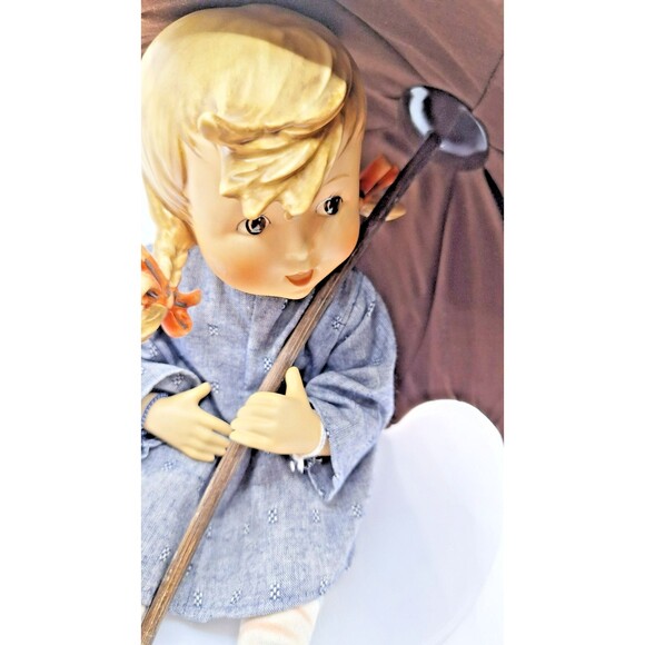 1987 Goebel‎ Hummel Umbrella Girl Doll - Picture 8 of 11